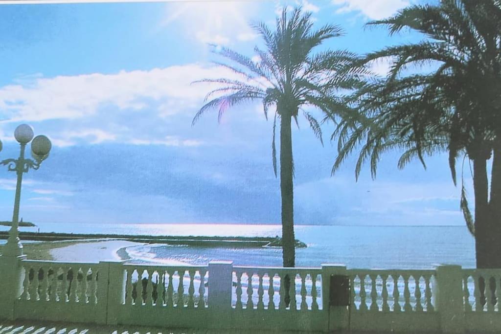 Lux. Frontbeach-Terrace. 5 Pools.Tv. 2 A.C.Netflix Benalmadena Ngoại thất bức ảnh